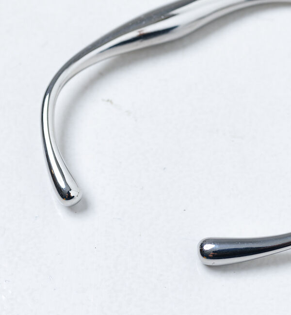 collex「【dignif】【金属アレルギー対応】ウェーブバングル」|ブレスレット・バングル|