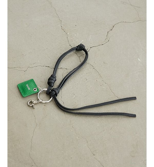 collex「【WEB限定】【BEAURE/ヴュレ】レザーモバイルリストストラップ」|モバイルケース|ブラック