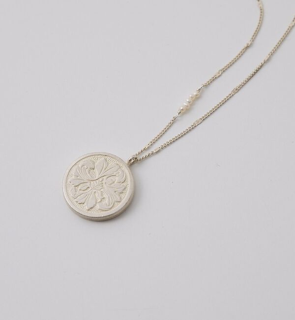 collex「【Ljud/ユード】アカンサスメダルネックレス」|ネックレス|