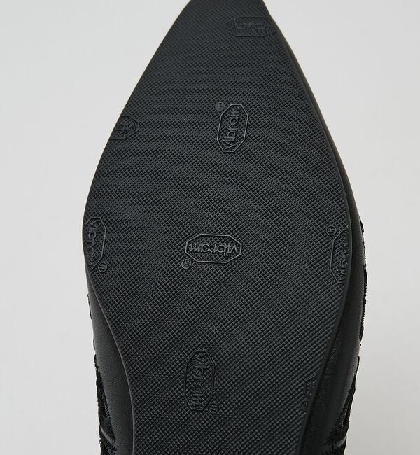 AU BANNISTER「【Vibramソール搭載】レーザーカットパンプス」|パンプス|