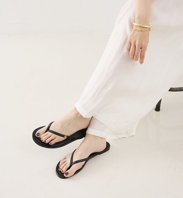 The Store by C' 「【POLO RALPH LAUREN 】RAQUEL／レザーフリップフロップ」|サンダル|ブラック