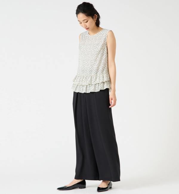 TIARA「モノトーンリーフプリントペプラムブラウス」|シャツ・ブラウス|