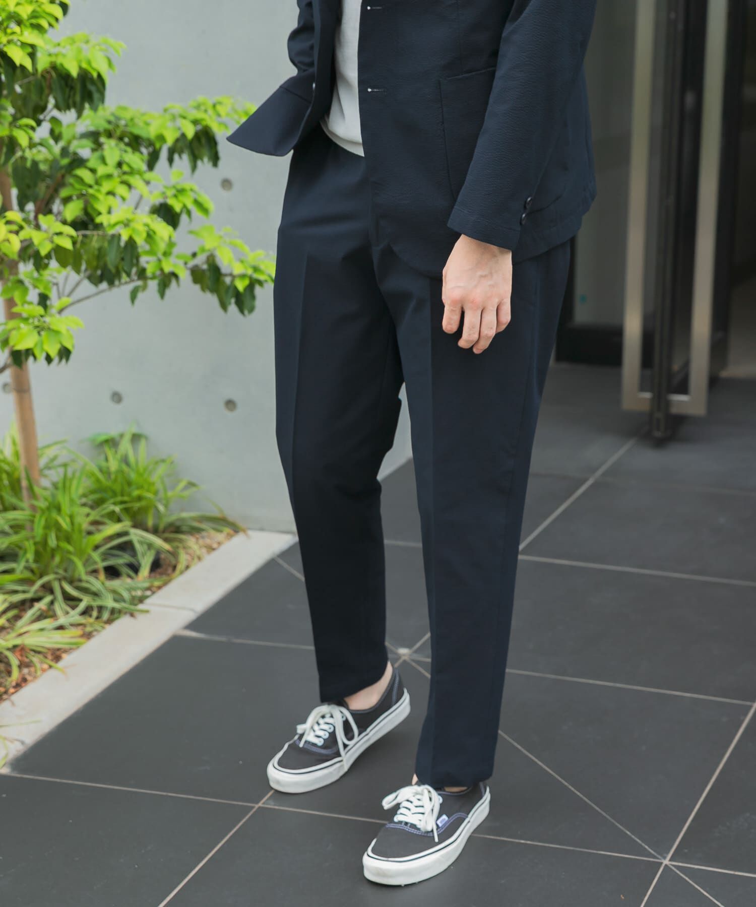 URBAN RESEARCH DOORS「『イージーケア』LIFE STYLE TAILOR　シアサッカーコンフォータブルパンツ」|スラックス|