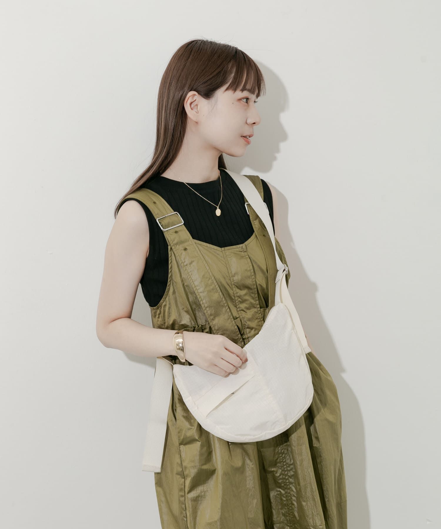 SMELLY「ハーフムーンナイロンショルダー」|ショルダー・メッセンジャー|