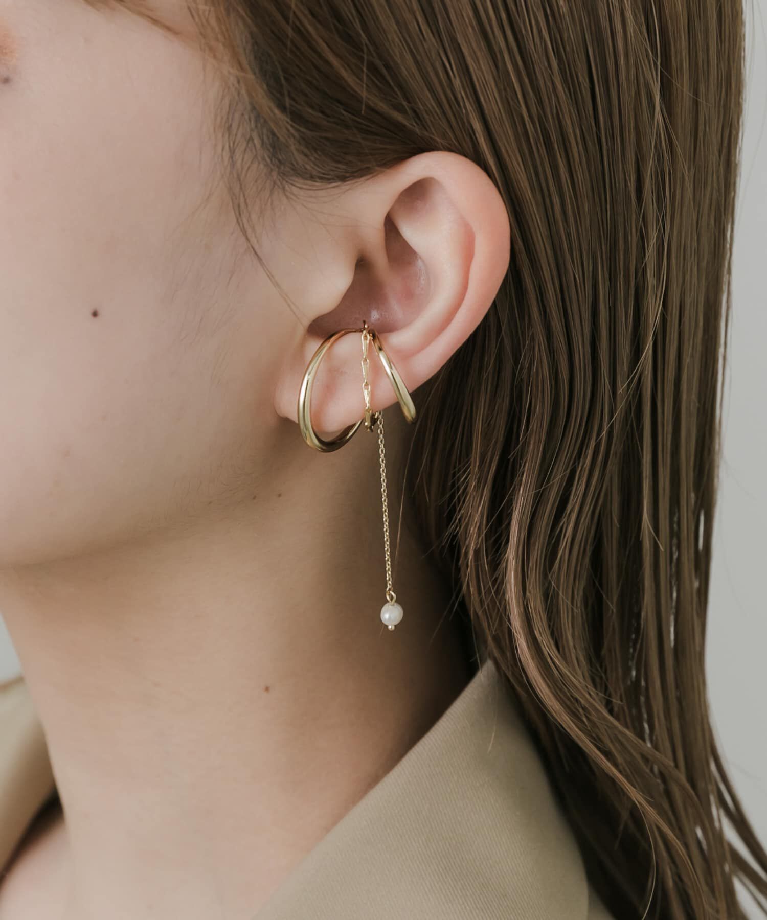 SMELLY「『WEB/一部店舗限定』ドロップパールイヤカフ」|イヤリング|