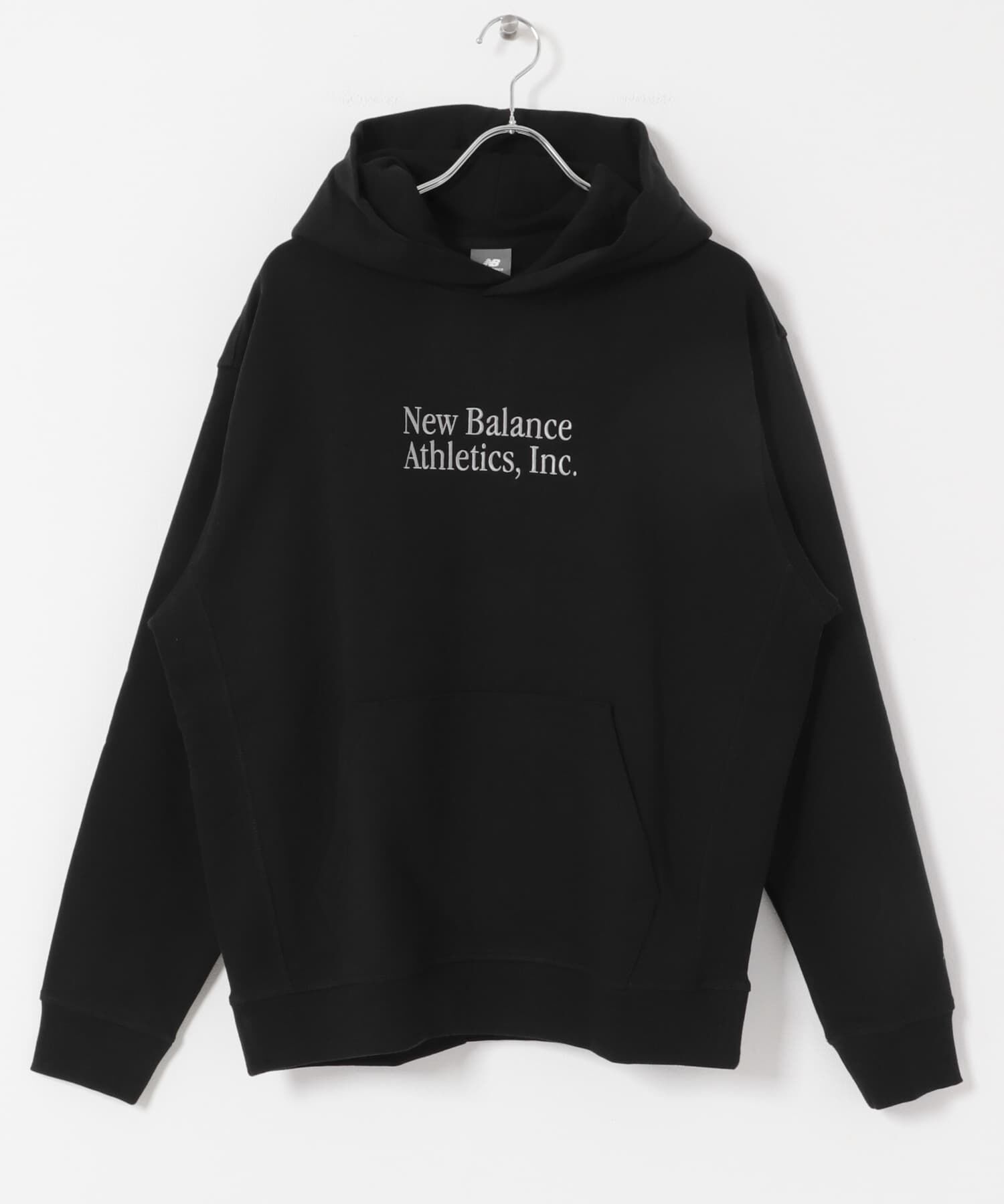 URBAN RESEARCH DOORS「NEW BALANCE　Athletics クラシックスフーディ」|パーカー|ブラック