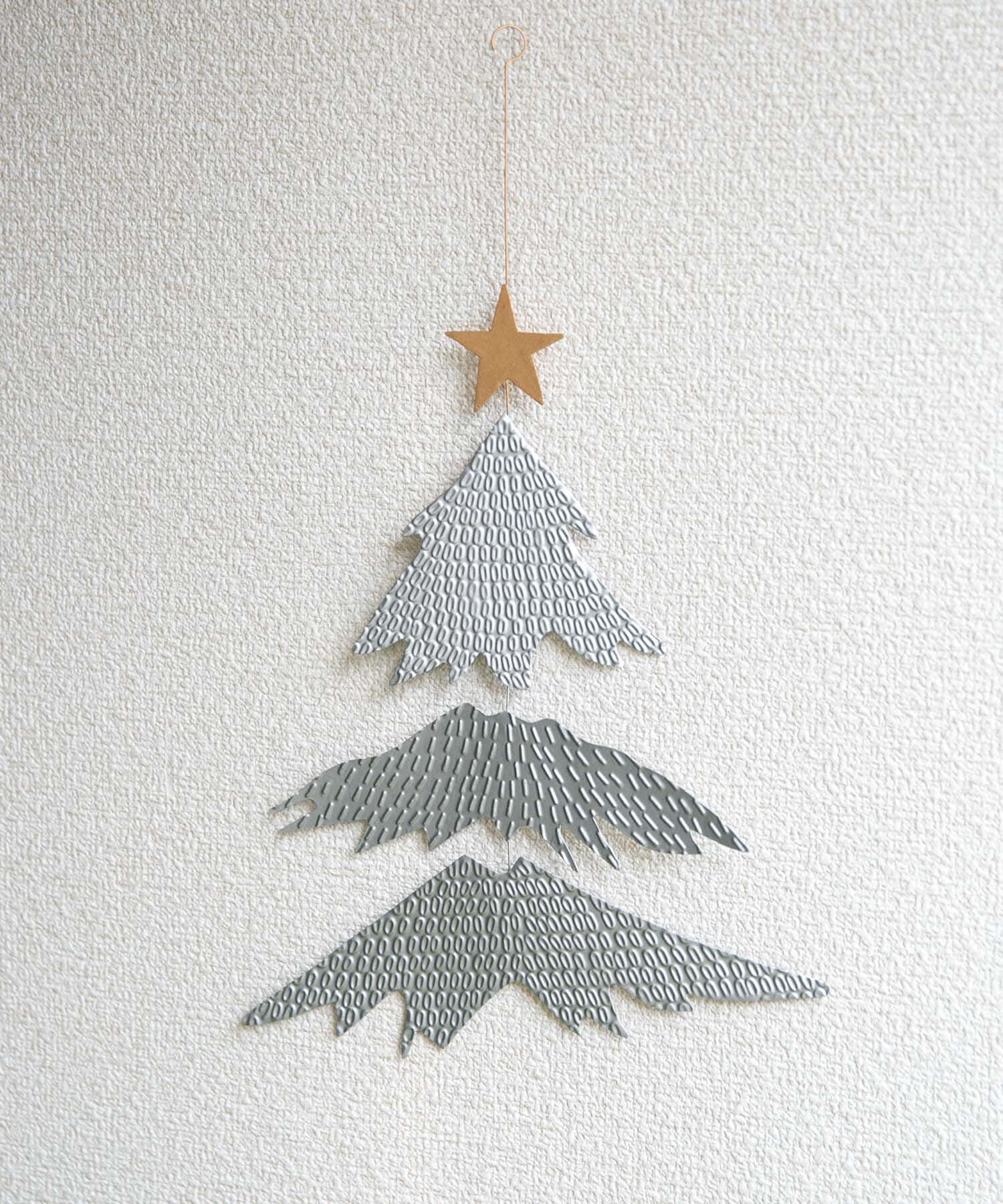 URBAN RESEARCH DOORS「『WEB限定』shesay　ブリキのクリスマスツリーS」|その他|シルバー