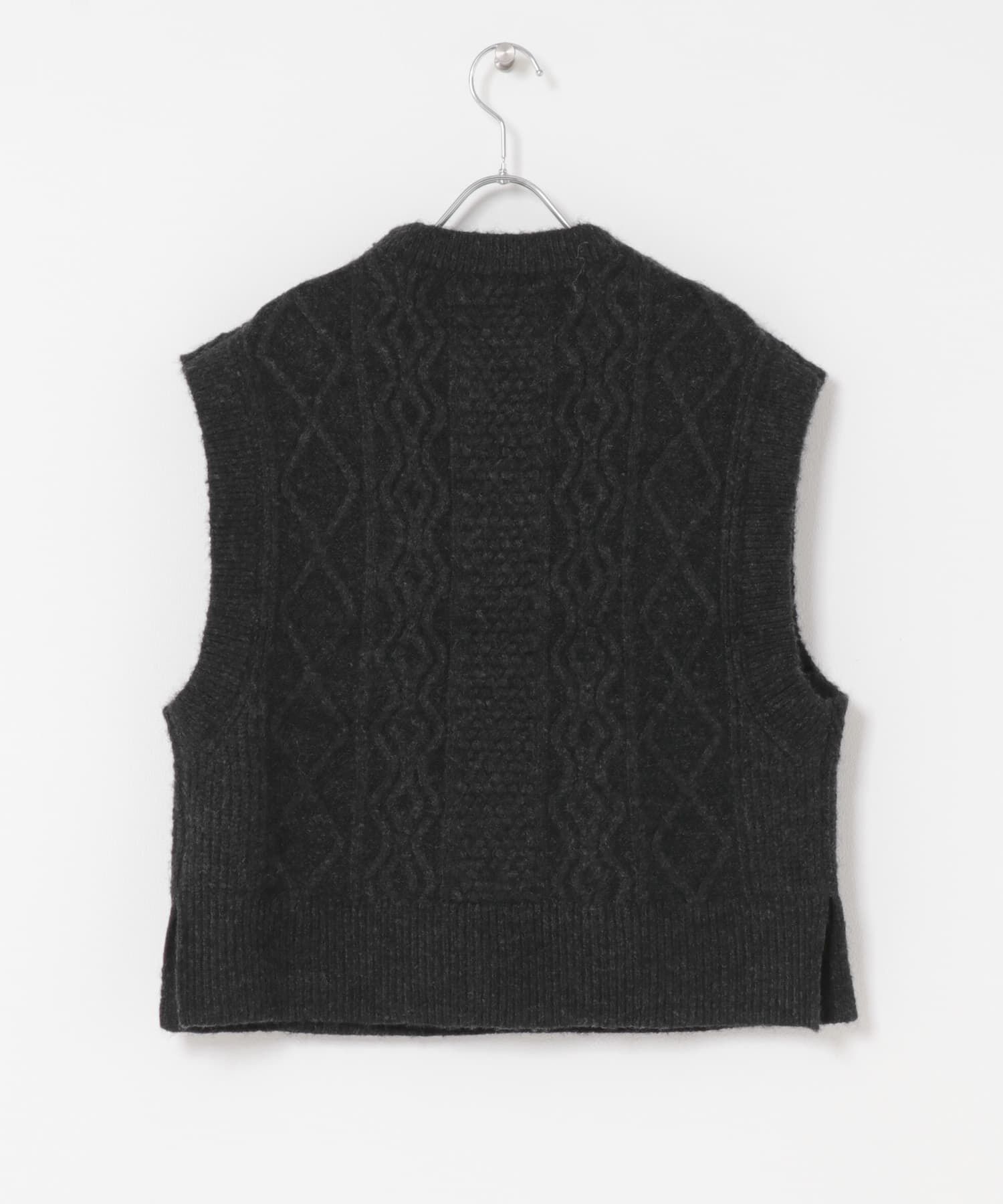 URBAN RESEARCH DOORS「ケーブル柄ニットベスト」|ベスト・ジレ|