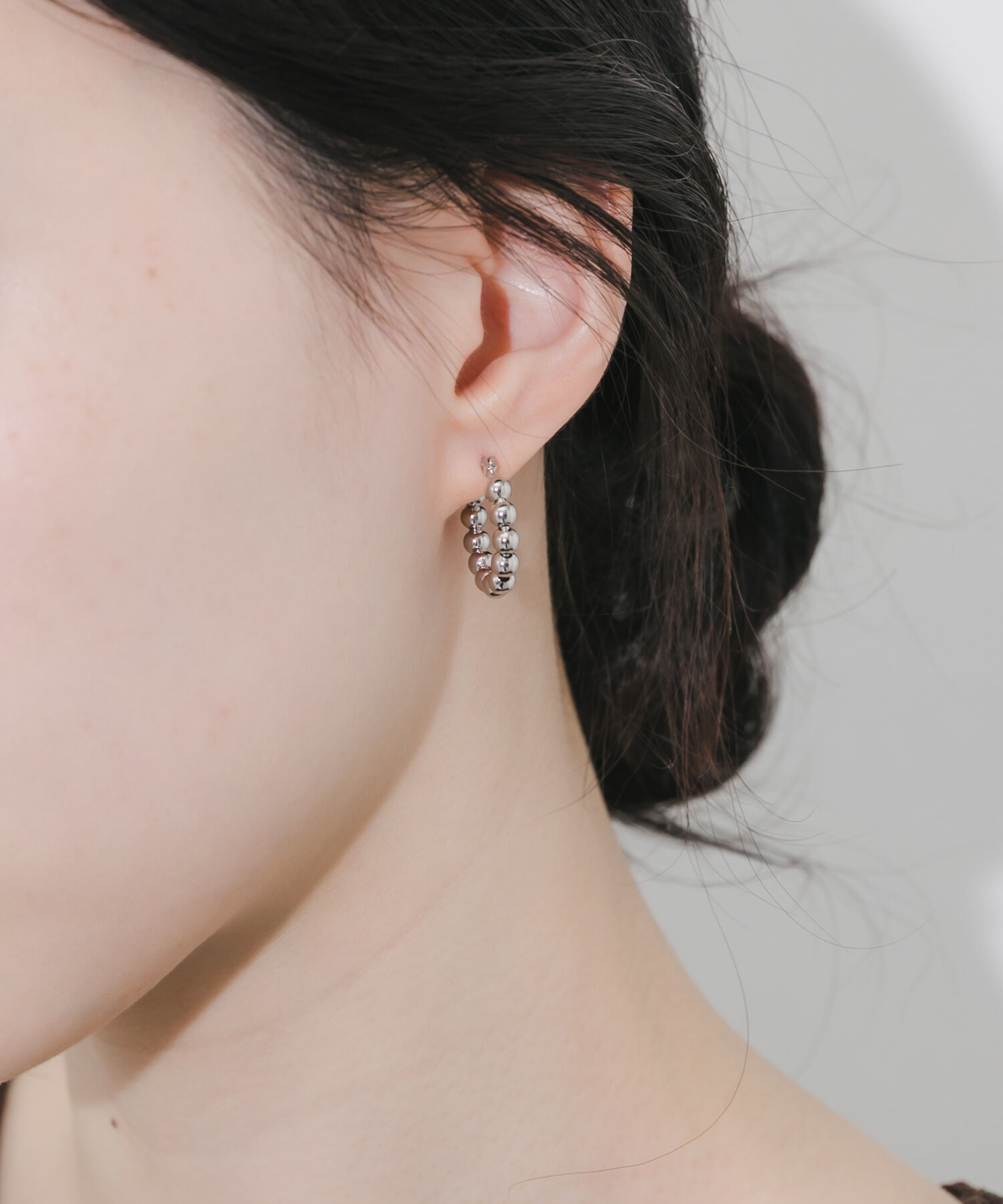 SMELLY「メタルボールフープピアス」|ピアス|
