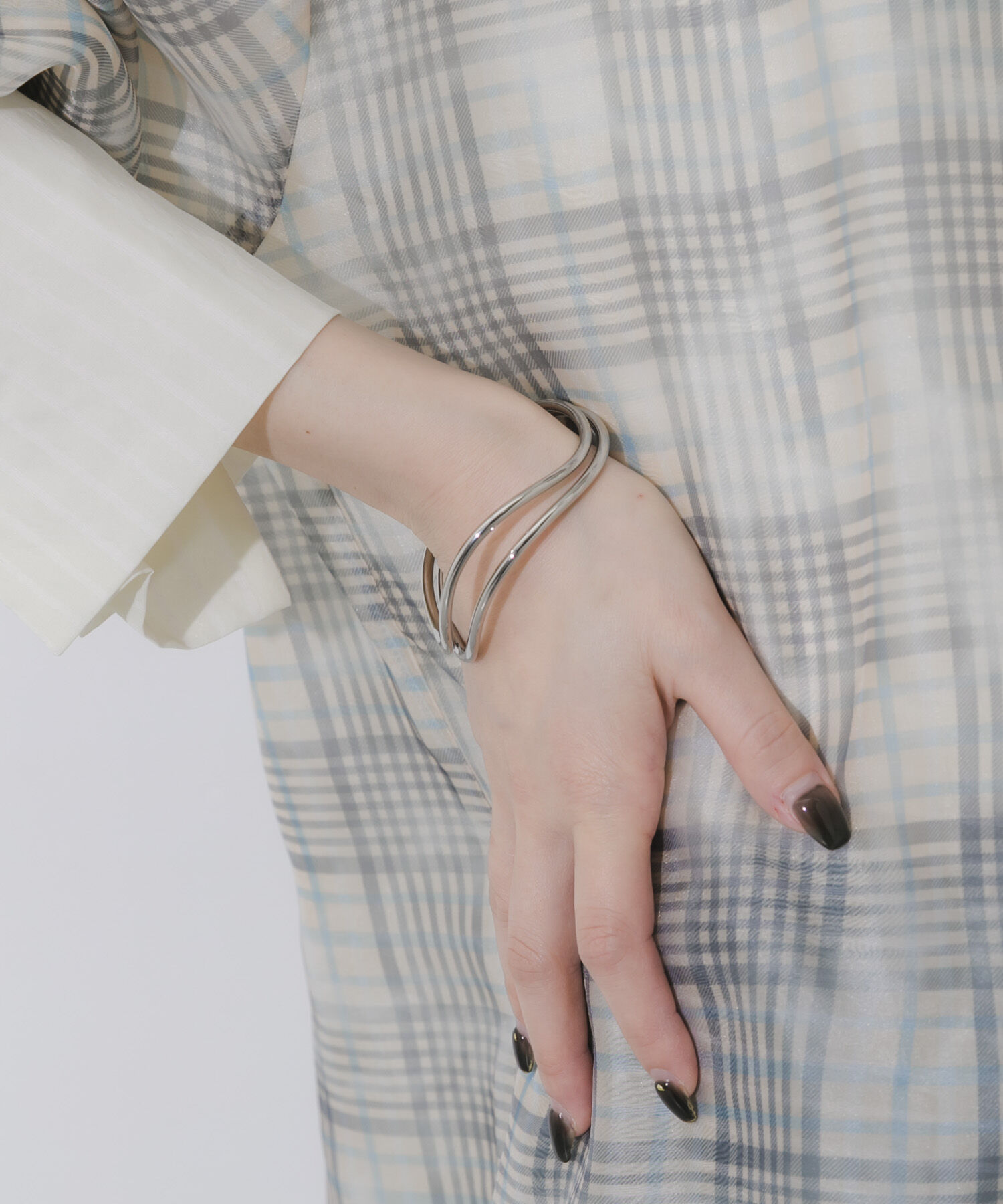 SMELLY「ダブルラインウェーブバングル」|ブレスレット・バングル|シルバー