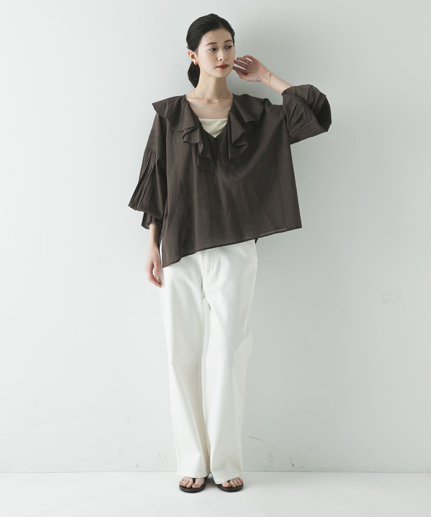 URBAN RESEARCH「『3サイズ展開』綿麻デニムストレートパンツ」|デニム|