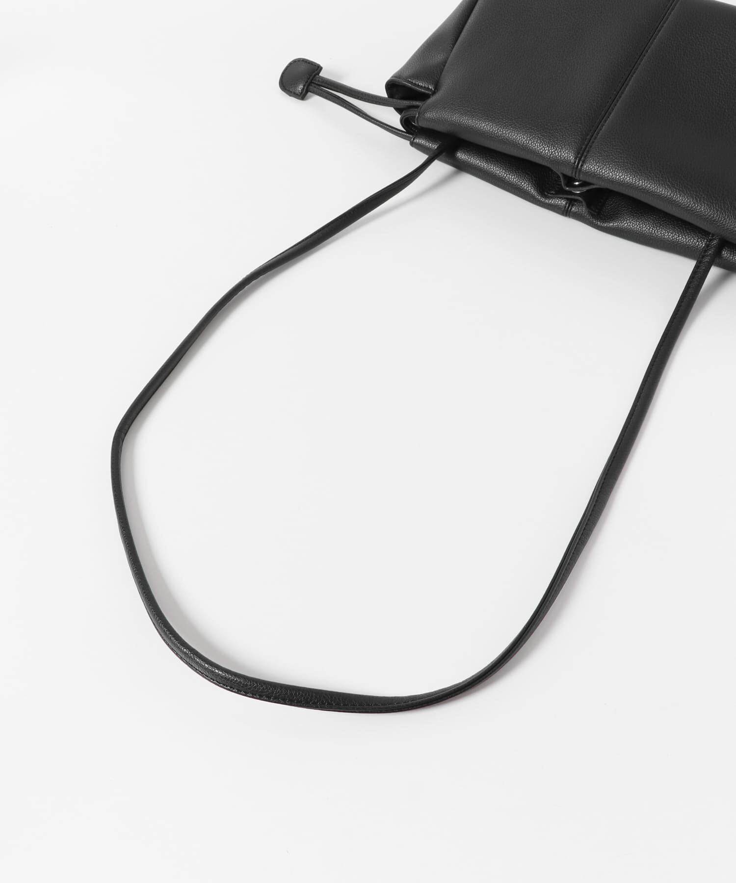 URBAN RESEARCH DOORS「2way巾着ショルダー」|ショルダー・メッセンジャー|