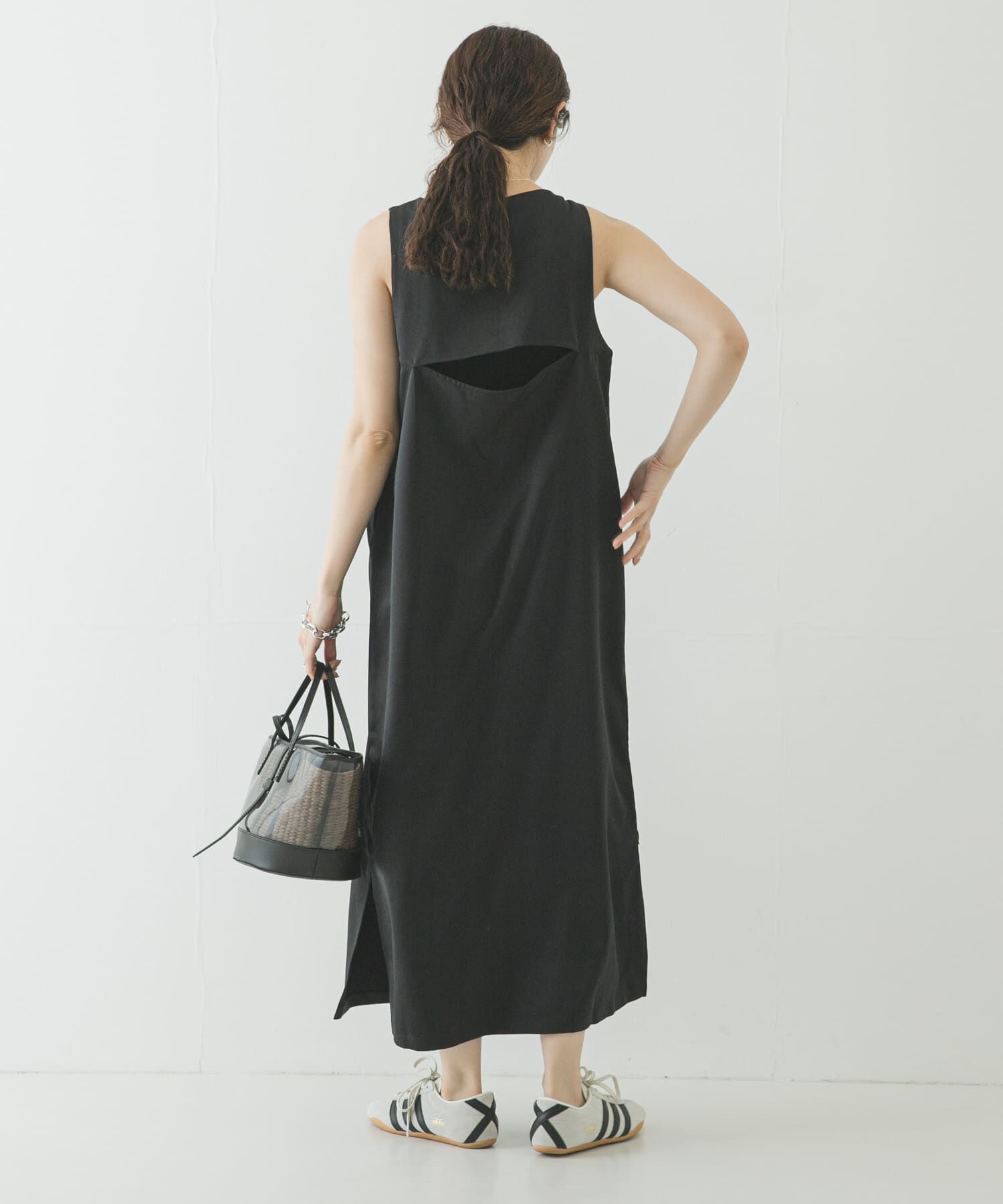 URBAN RESEARCH「NEW BALANCE　NB GREY スリーブレスドレス」|ワンピース|