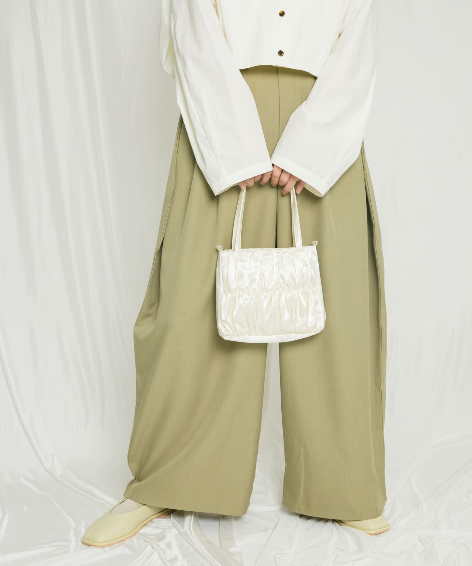  「サテンギャザーハンドBAG」|ハンドバッグ|