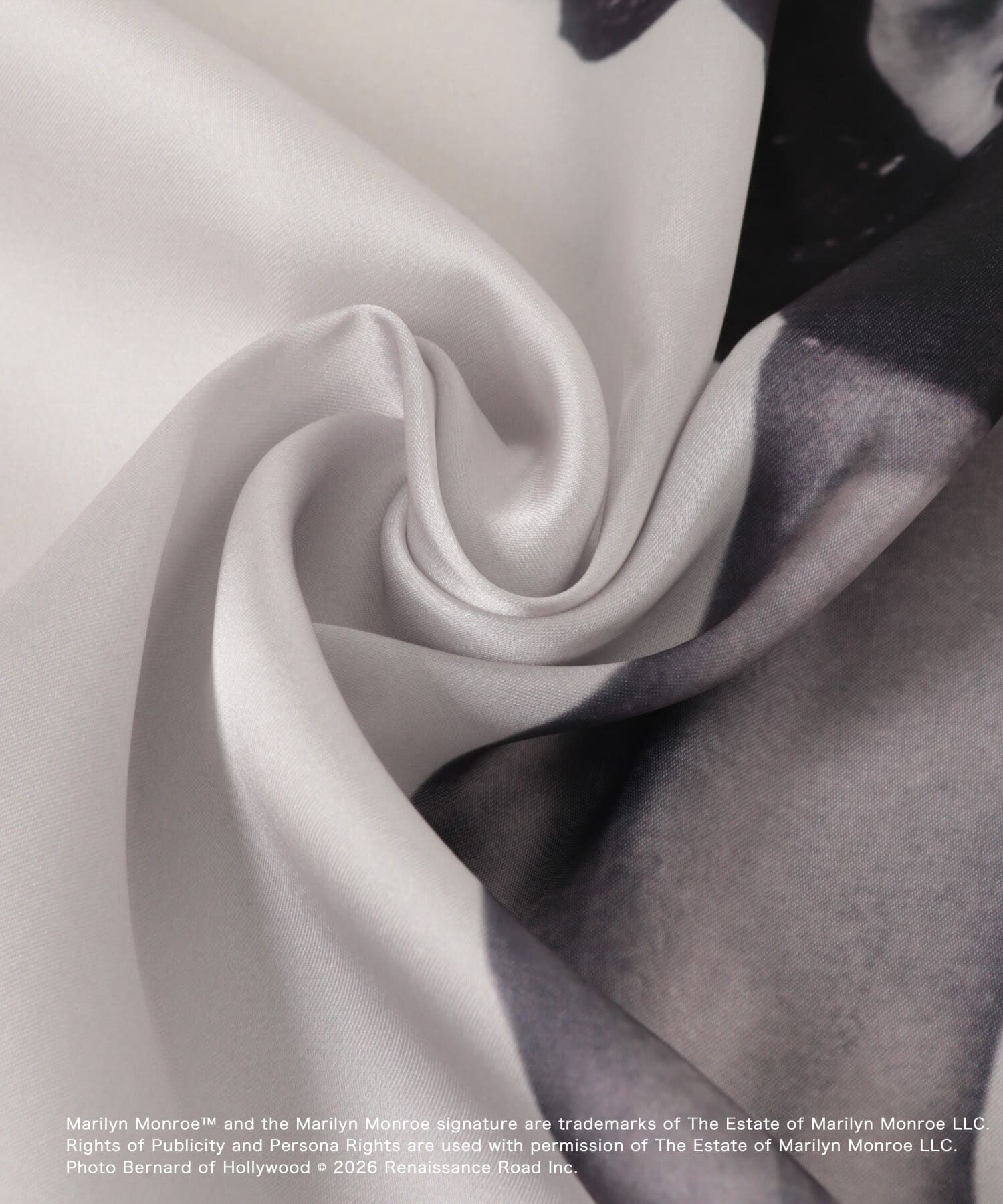 SENSE OF PLACE by URBAN RESEARCH「『別注』MARILYNMONROE&times;SENSE OF PLACE　プリントスカーフ」|バンダナ・スカーフ|