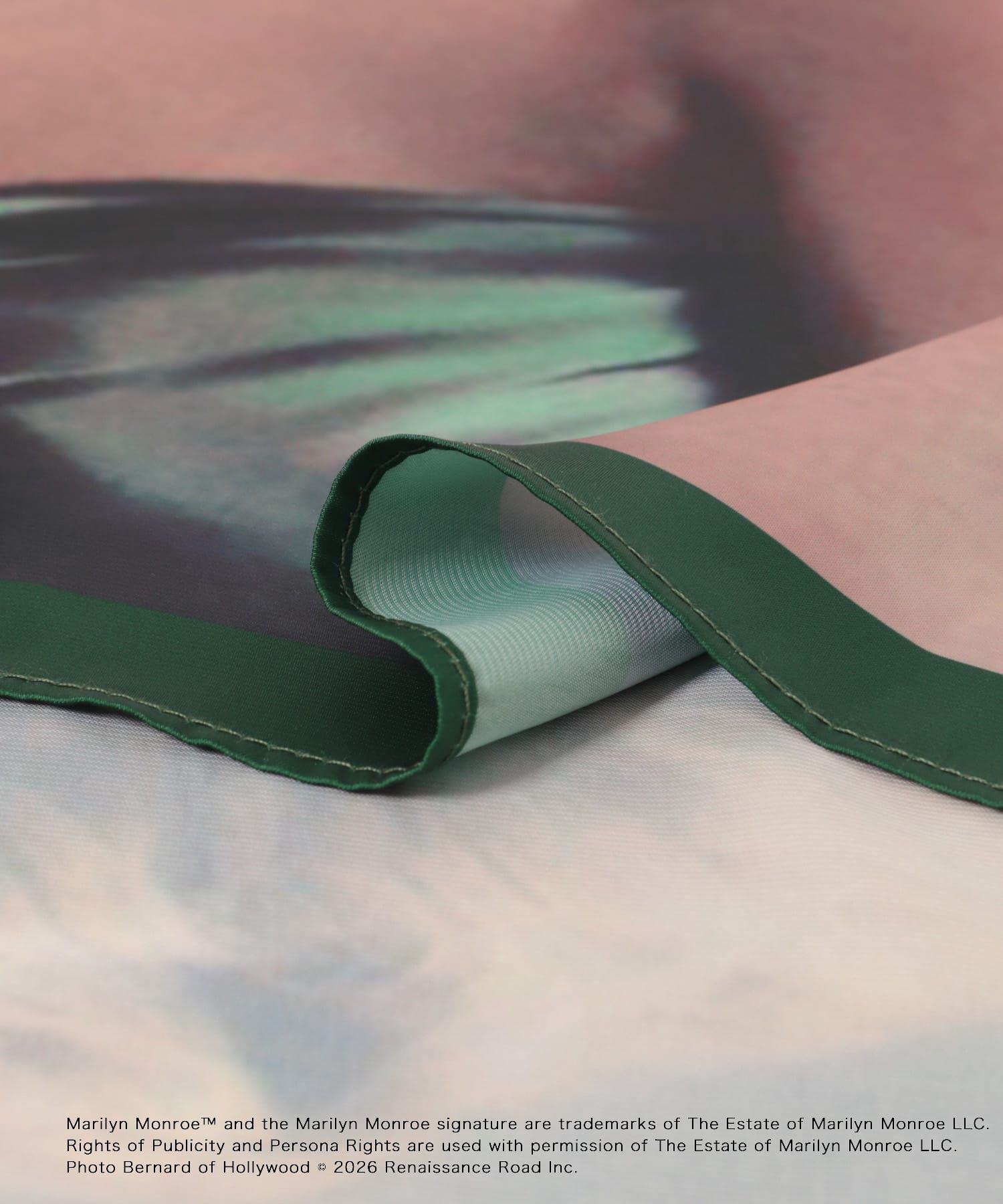 SENSE OF PLACE by URBAN RESEARCH「『別注』MARILYNMONROE&times;SENSE OF PLACE　プリントスカーフ」|バンダナ・スカーフ|