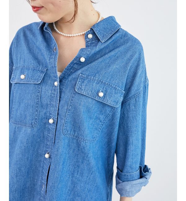  「《軽いシャツ素材》パールボタンデニムシャツ」|シャツ・ブラウス|