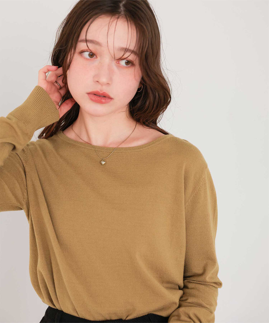 titivate「なめらか手触りカシミヤタッチボートネックニット」|ニット・セーター|キャメル