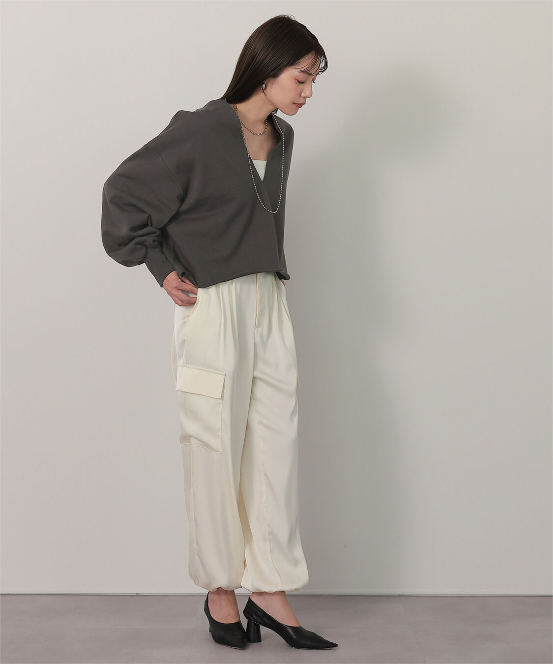 ur's「深Vネックスウェットプルオーバー」|スウェット・ジャージ|