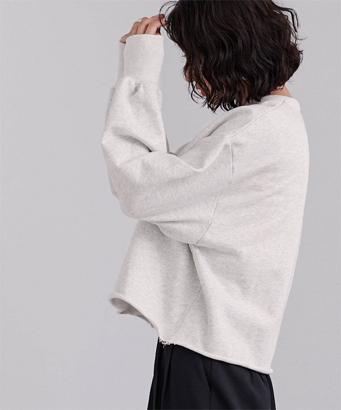 ur's「深Vネックスウェットプルオーバー」|スウェット・ジャージ|