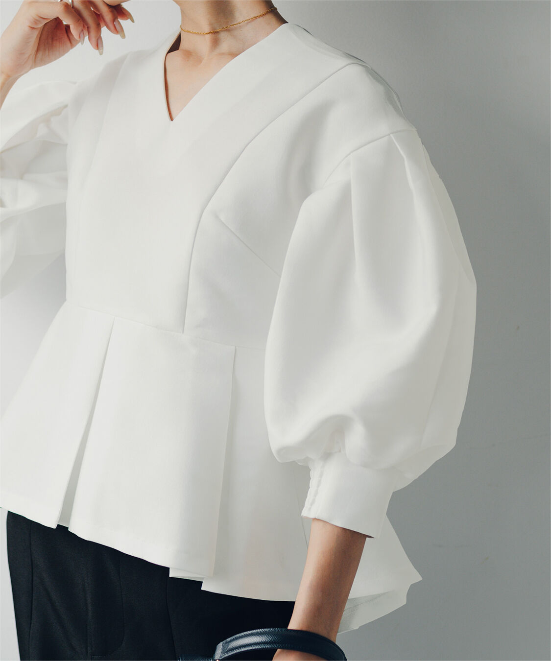 ur's「【小林有里さんコラボアイテム】ボリュームスリーブプルオーバー」|シャツ・ブラウス|