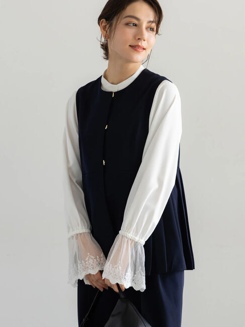 Te chichi「【セレモニーアイテム】サイドプリーツペプラムジレ（セットアップ可）」|ダウンベスト・ベスト|