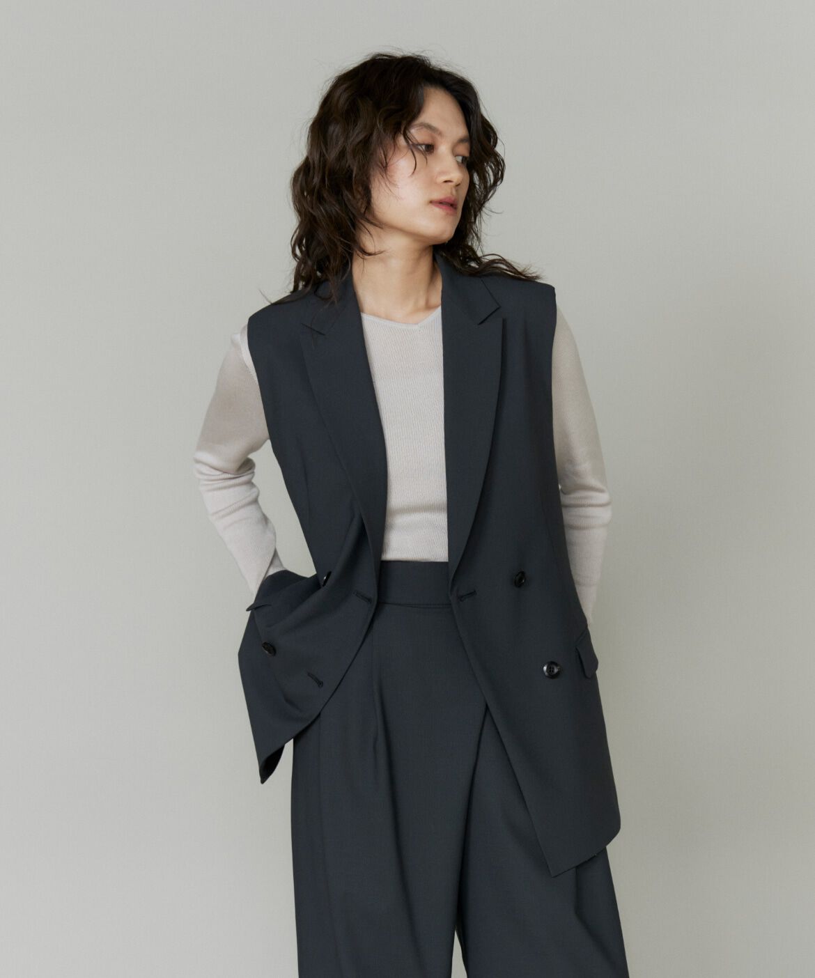 la veille by SUPERIOR CLOSET「ダブルブレストジレ」|ダウンベスト・ベスト|