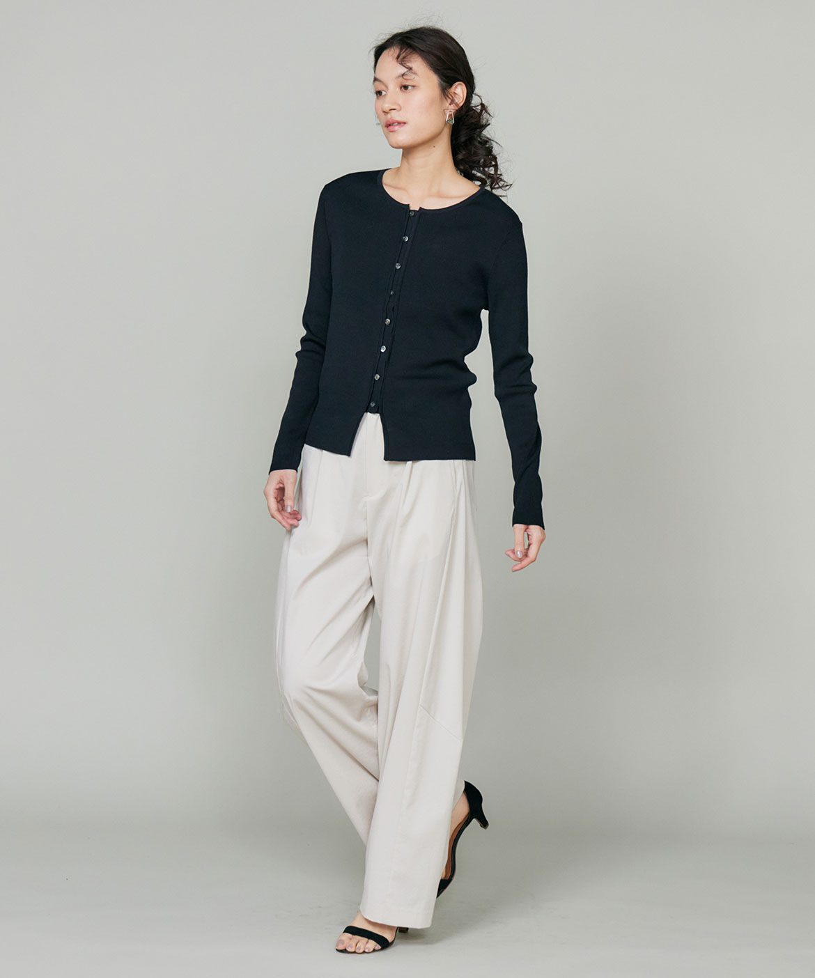 INED「シルクコットンクルーネックリブカーディガン」|カーディガン|