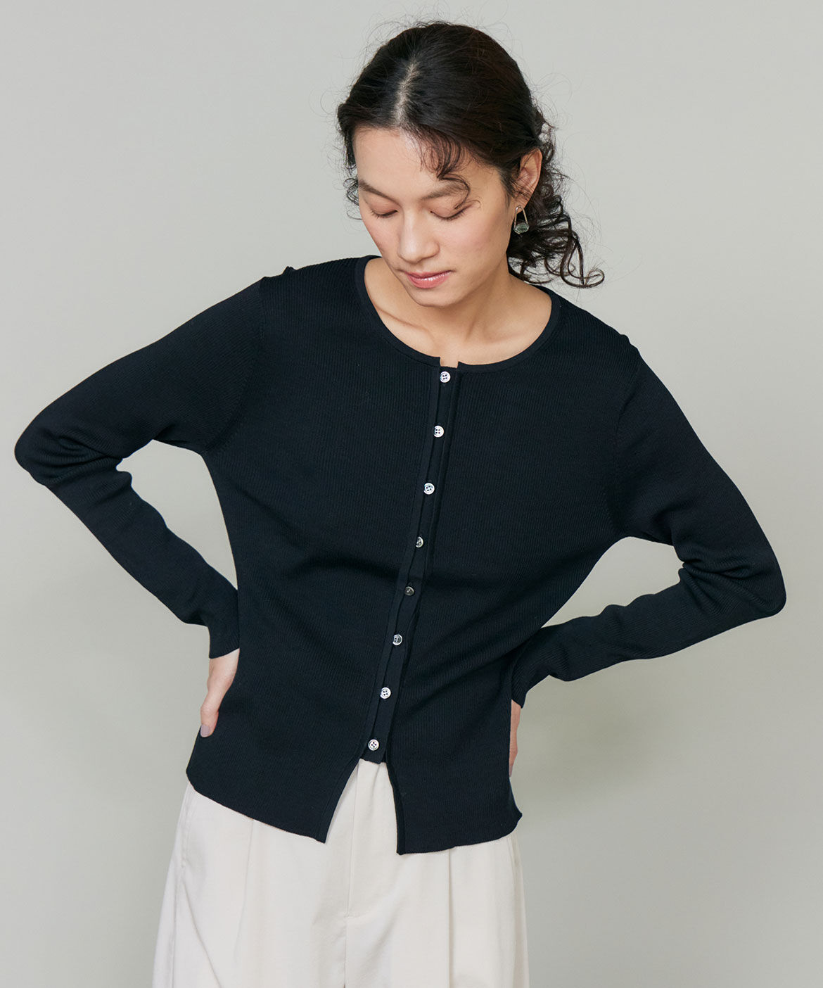 INED「シルクコットンクルーネックリブカーディガン」|カーディガン|ダークネイビ 8