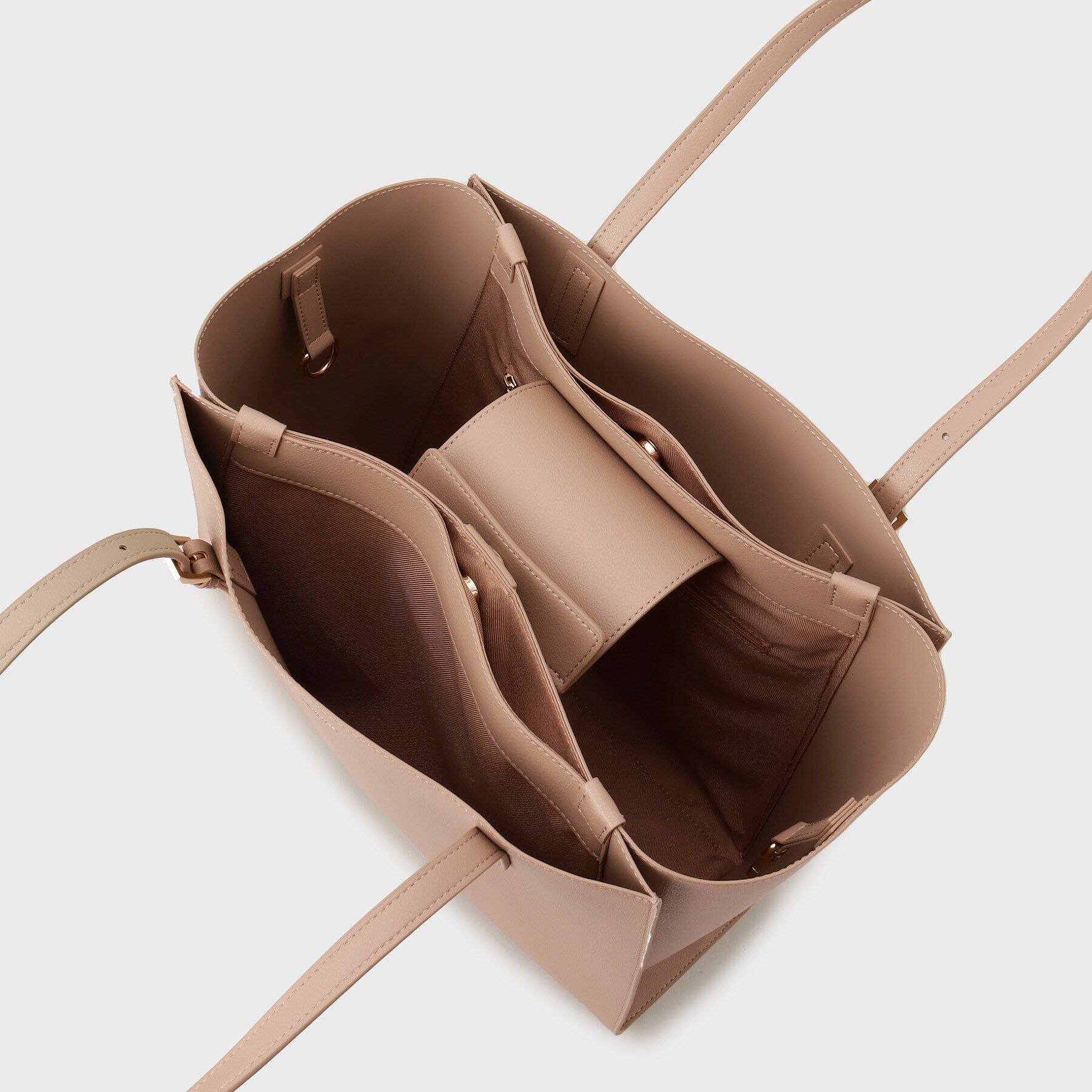 UNTITLED「【A4書類 PC収納可】エフォートレストート」|トートバッグ|