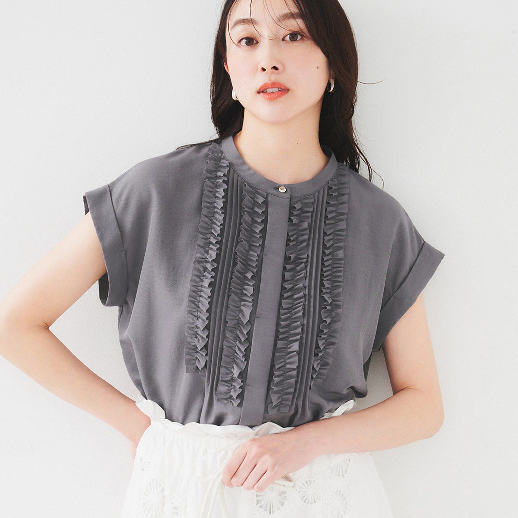 UNTITLED「【吸水速乾/UVケア】フィブリルフリルブラウス」|シャツ・ブラウス|