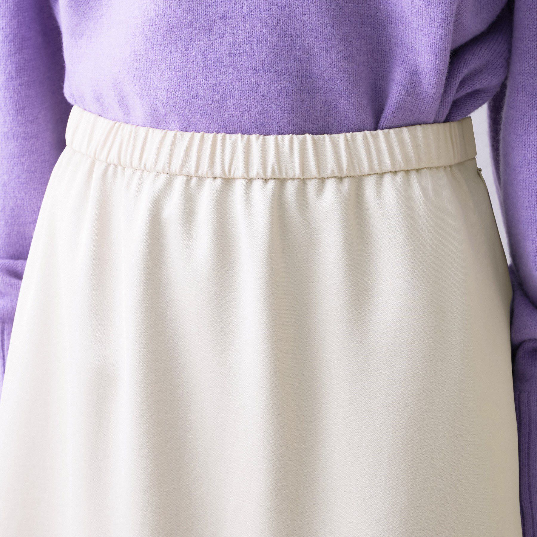 UNTITLED「【ウエストゴム/洗える】サテンナロースカート」|スカート|