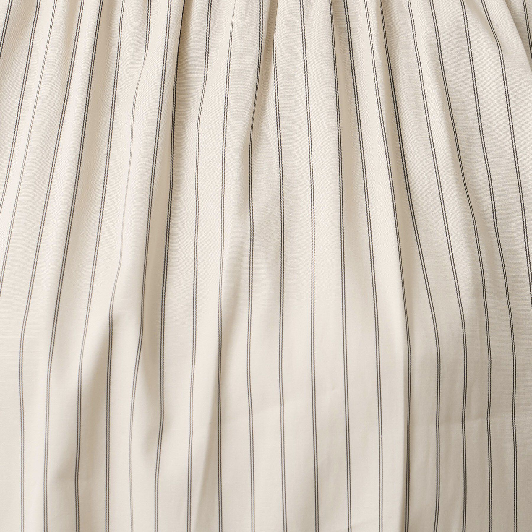 UNTITLED「【コットン100/洗える】シャーリングフリルネックブラウス」|シャツ・ブラウス|