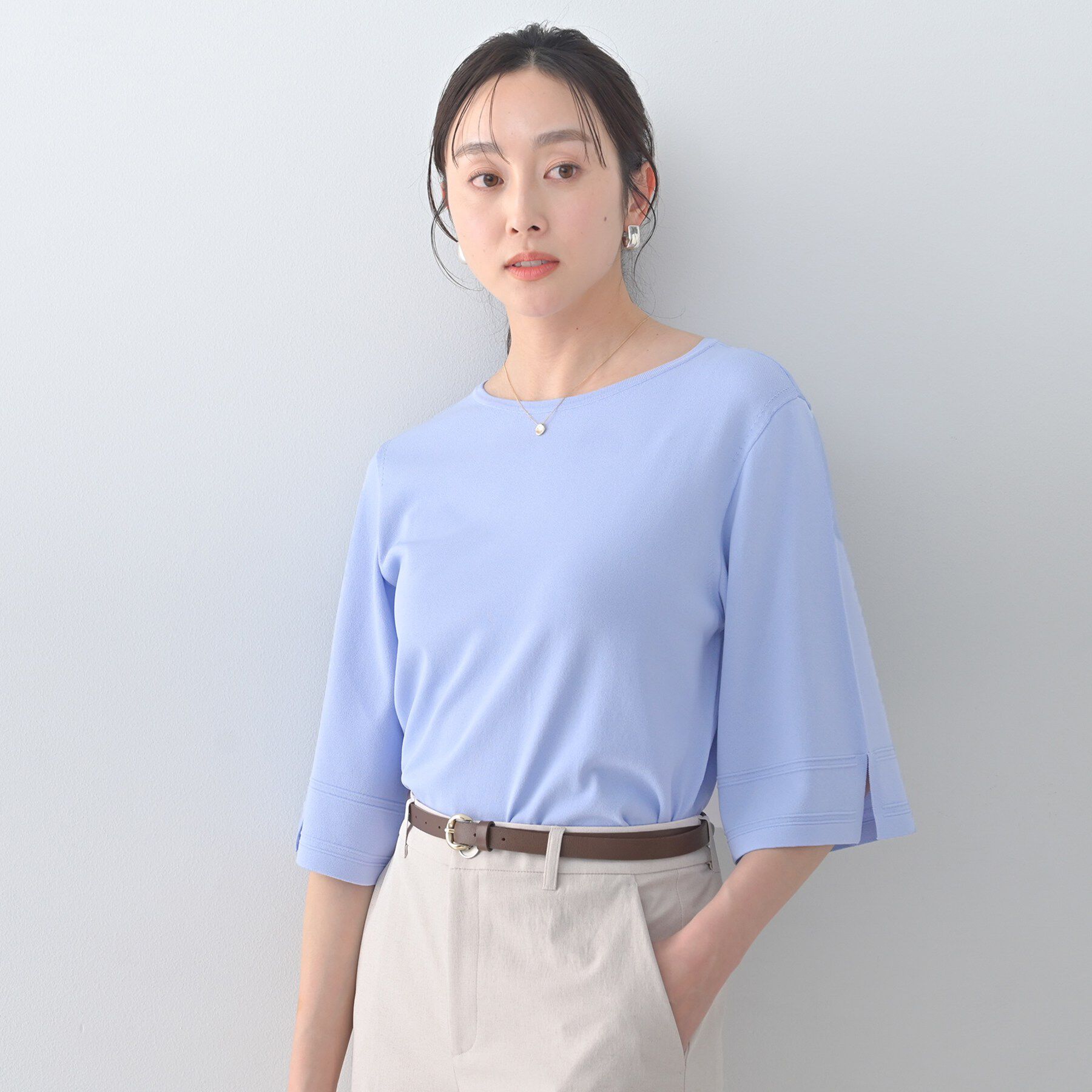 UNTITLED「【洗える/清涼感】袖スリットニットプルオーバー」|ニット・セーター|