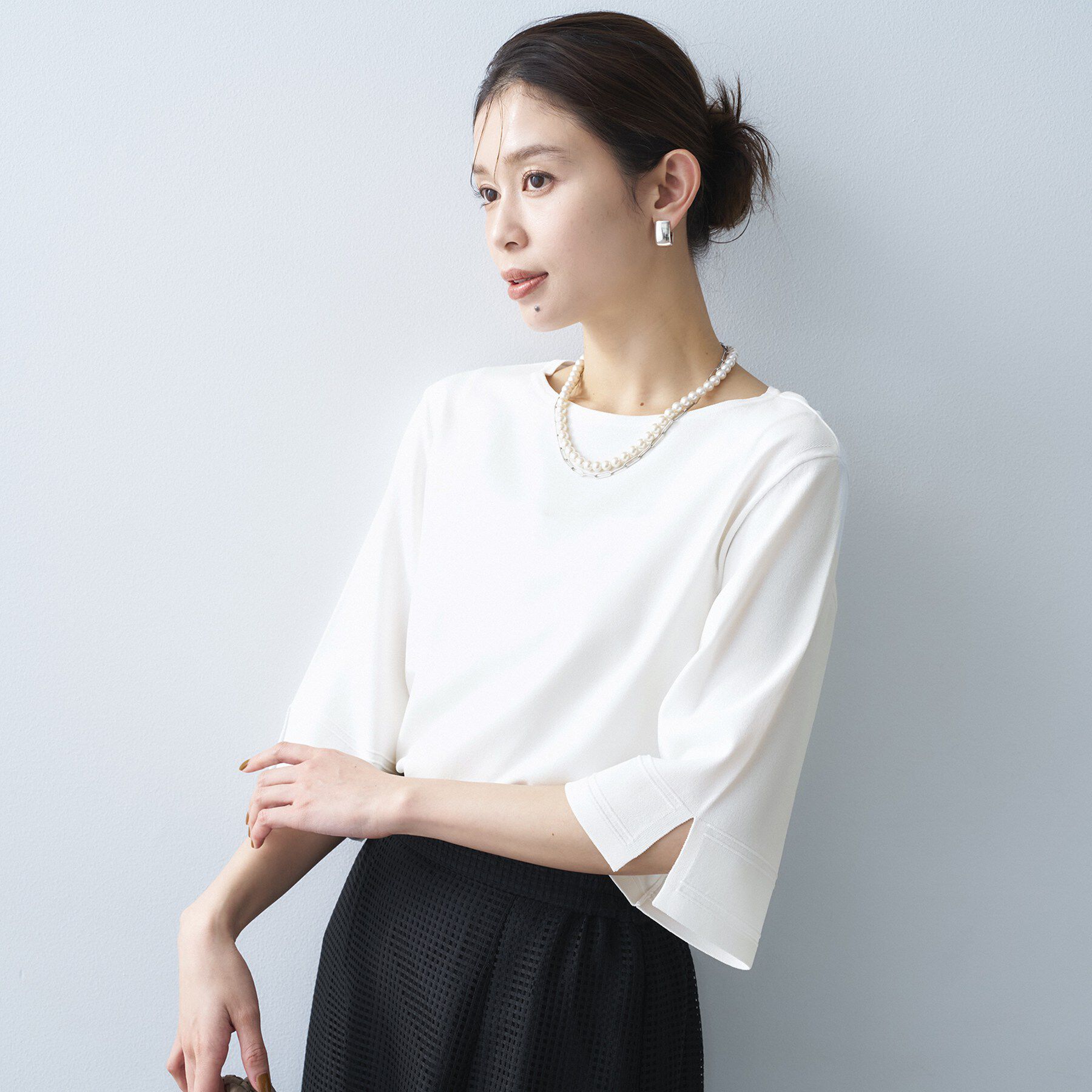 UNTITLED「【洗える/清涼感】袖スリットニットプルオーバー」|ニット・セーター|