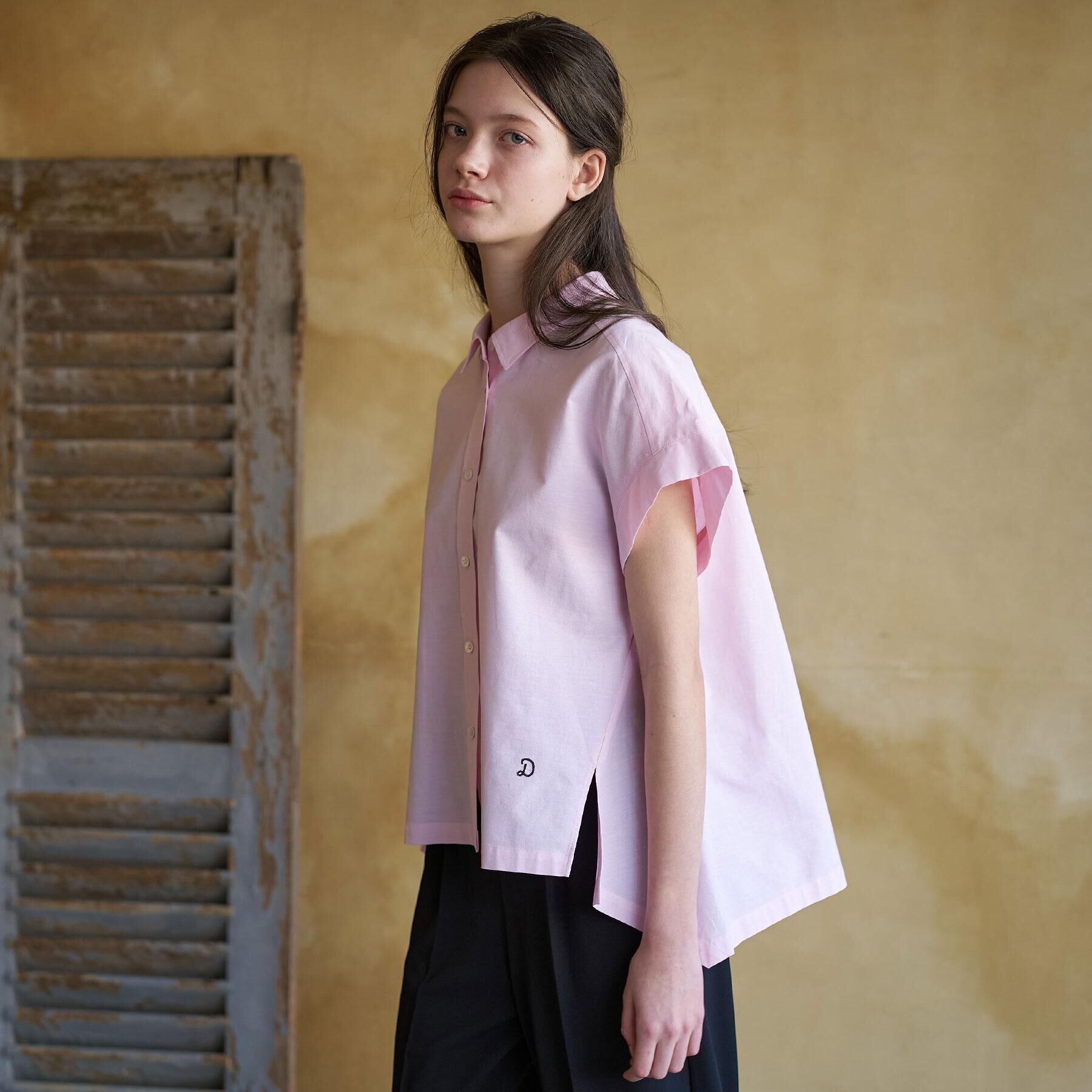 DRESSTERIOR「【毎年人気/ウォッシャブル】バックフレアオックスシャツ」|シャツ・ブラウス|