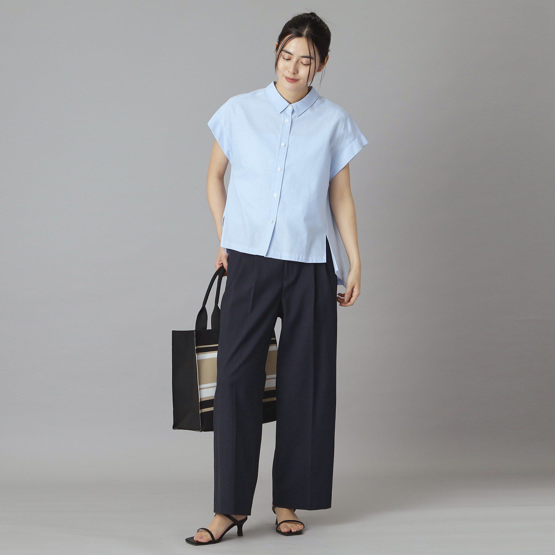 DRESSTERIOR「【毎年人気/ウォッシャブル】バックフレアオックスシャツ」|シャツ・ブラウス|