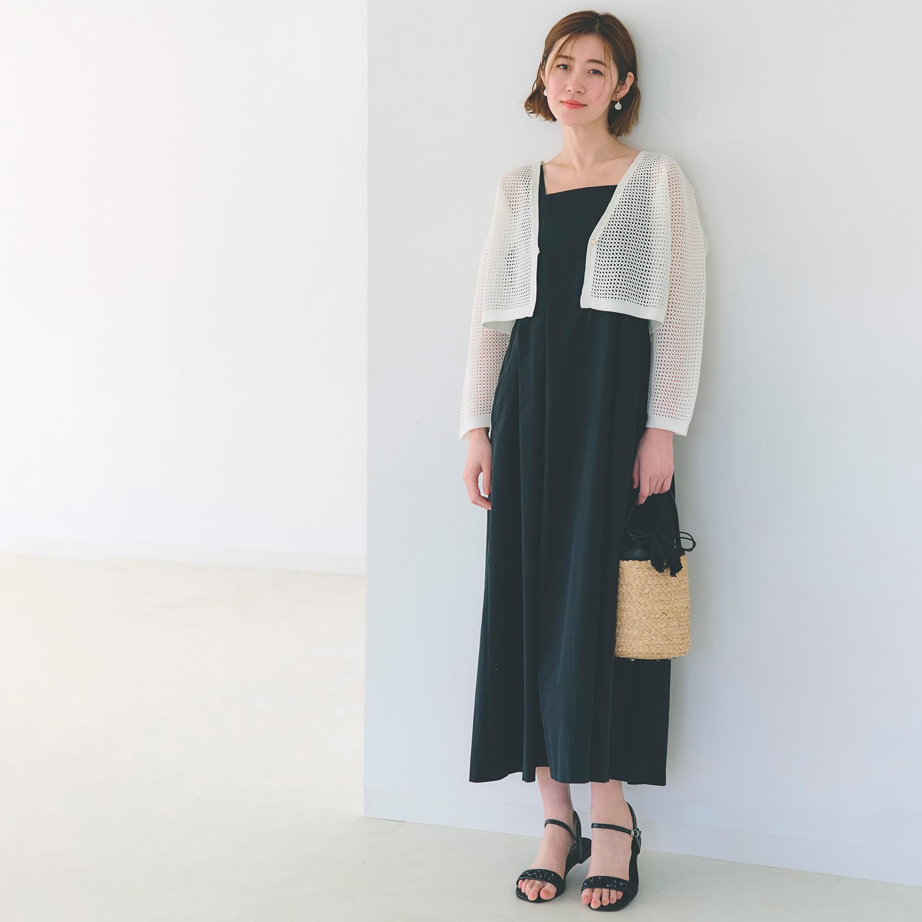 grove「【雑誌掲載】シルエットが映える洗練ジャンパードレス」|ワンピース|ブラック(019)