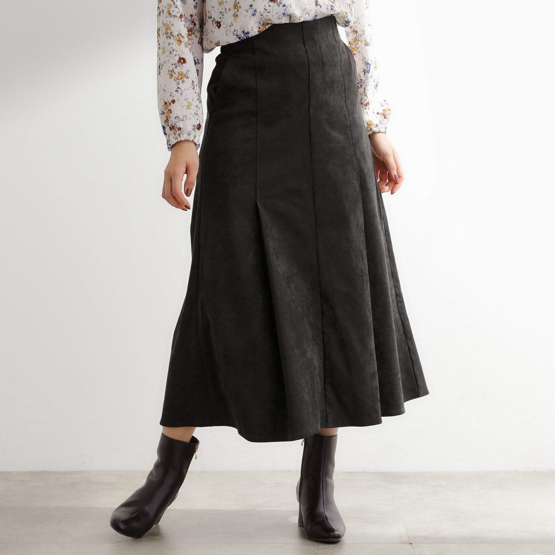 grove「しっとりスエードで描くやわらかなマーメイドスカート」|スカート|