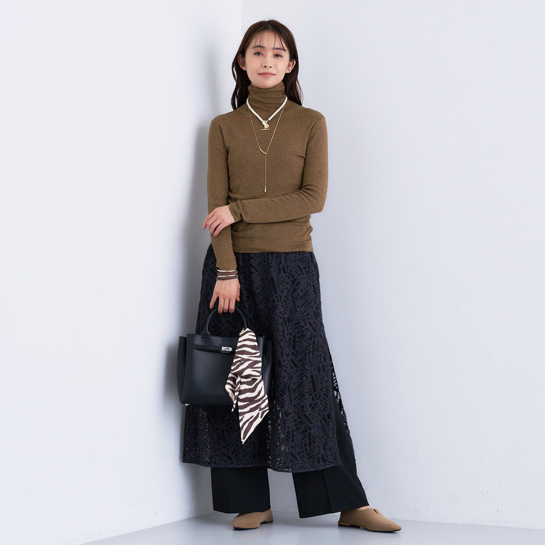 INDIVI「【洗える／薄手／ラメ】シアーラメニット」|ニット・セーター|