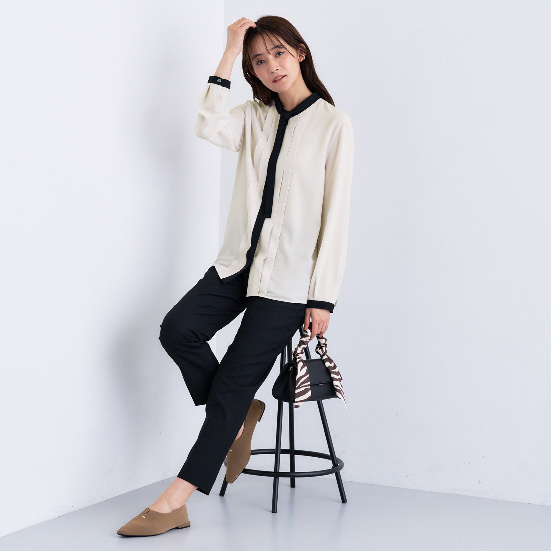 INDIVI「【きれいめ／オフィス／セレモニー】2WAYリボンタイブラウス」|シャツ・ブラウス|