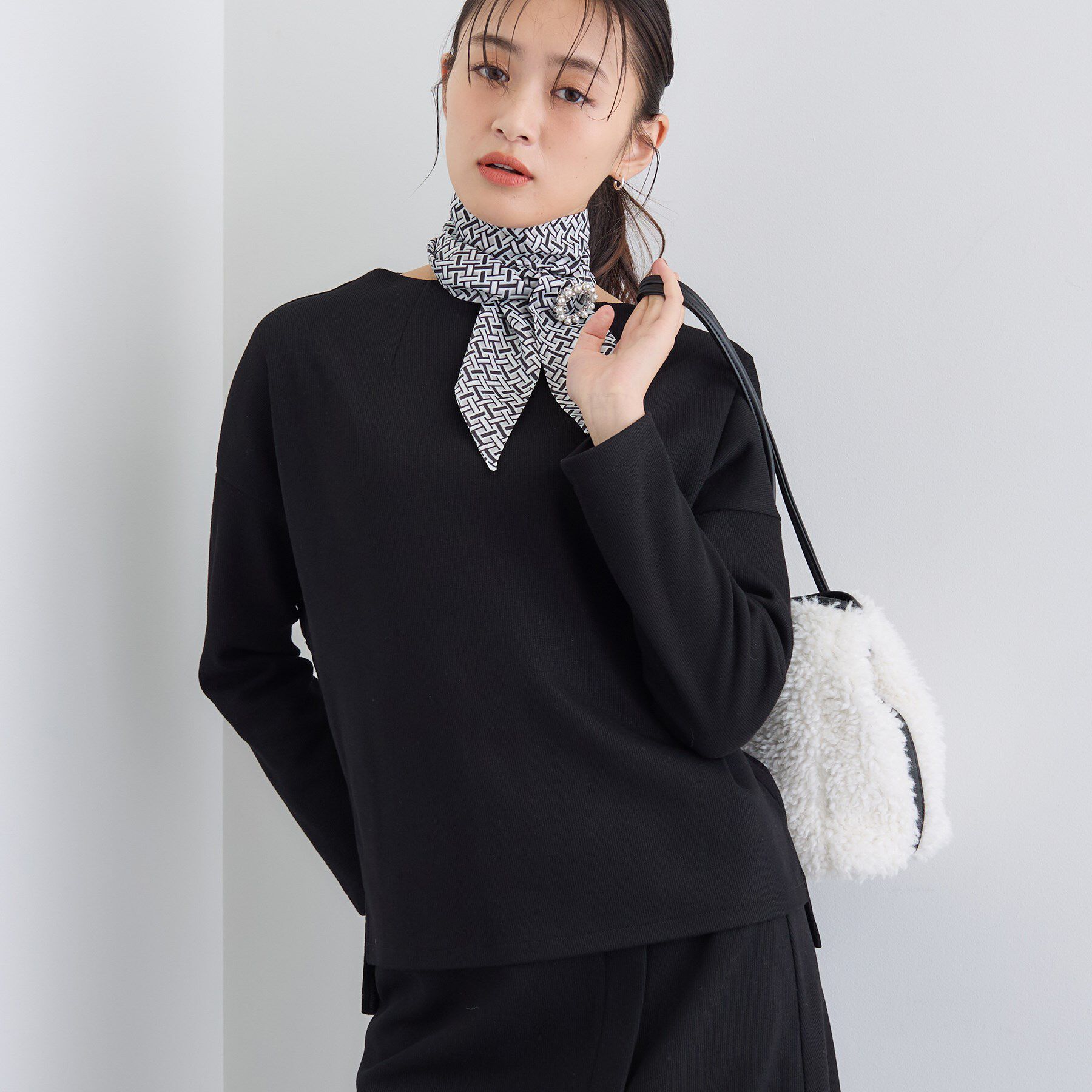 INDIVI「【SETUP可能／洗える／UVケア】ライトジャージ ボトルネックトップス」|Tシャツ・カットソー|