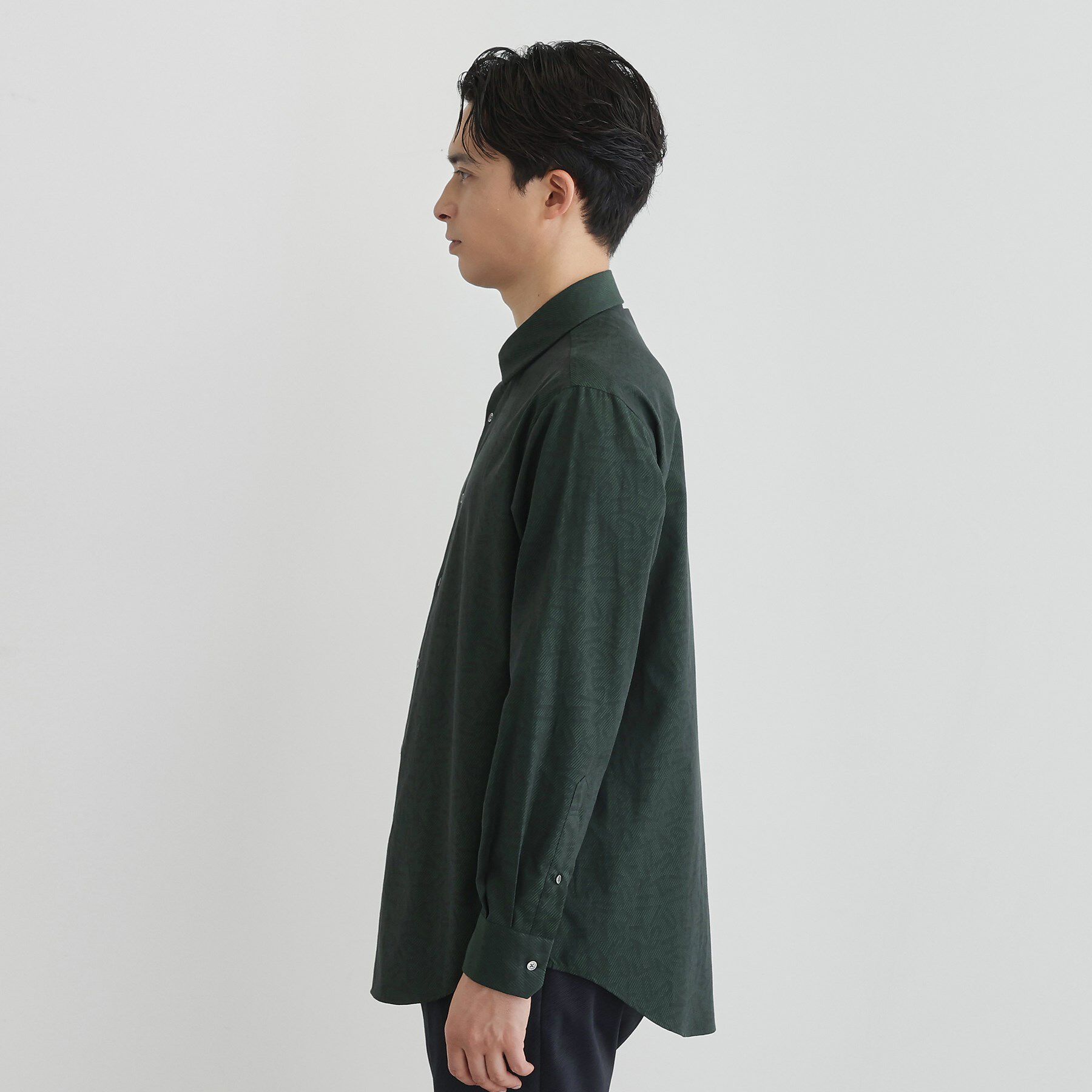 TAKEO KIKUCHI「ランダムロゴ ドビーシャツ」|シャツ・ブラウス|