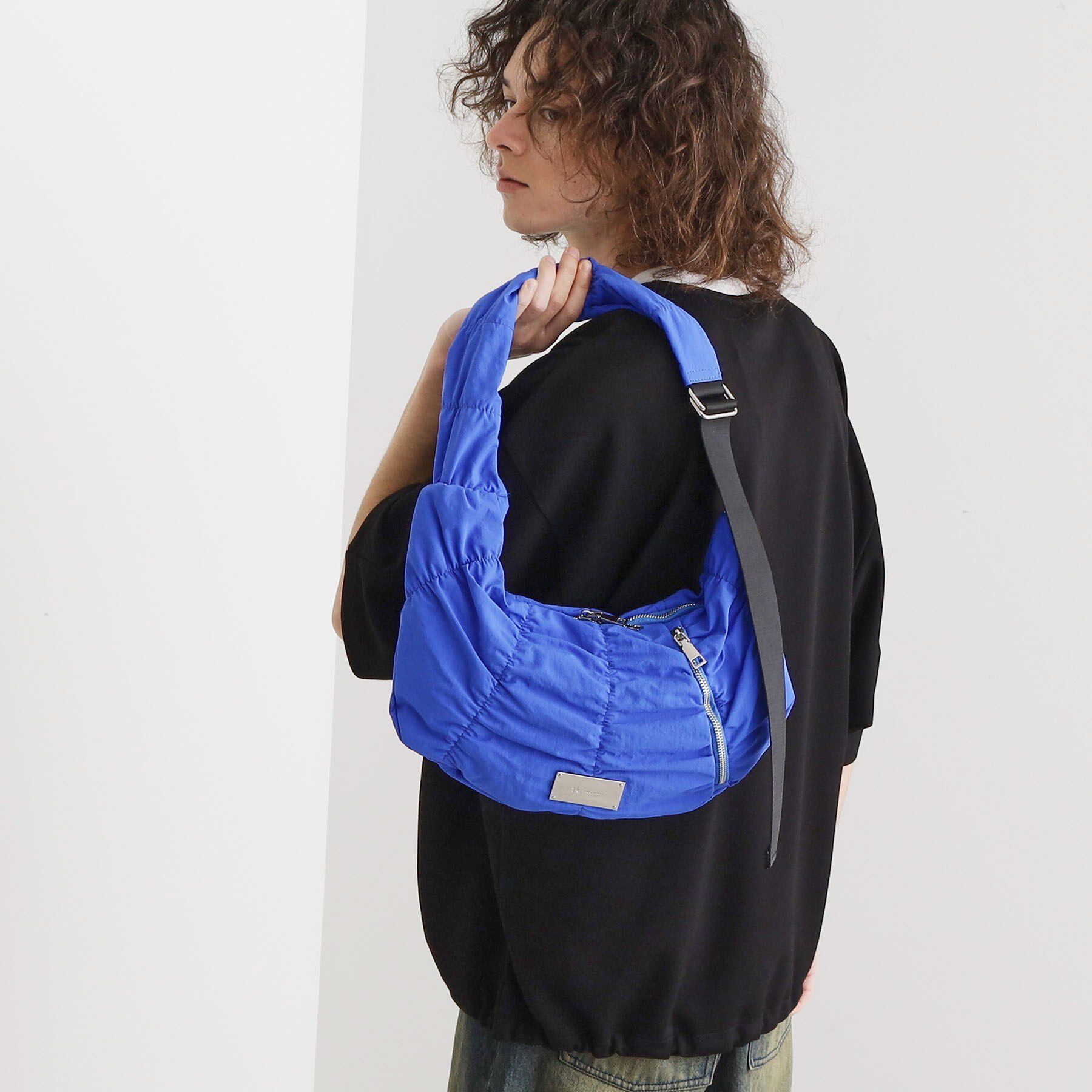 tk.TAKEO KIKUCHI「【パフィーシリーズ】ロータスショルダーバッグ」|ショルダー・メッセンジャー|ブルー(193)