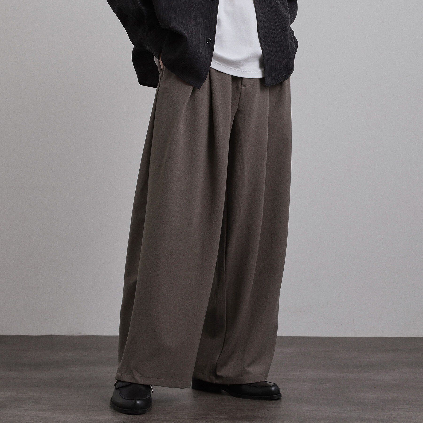 tk.TAKEO KIKUCHI「ワイドバギースラックス」|その他|トープ(054)