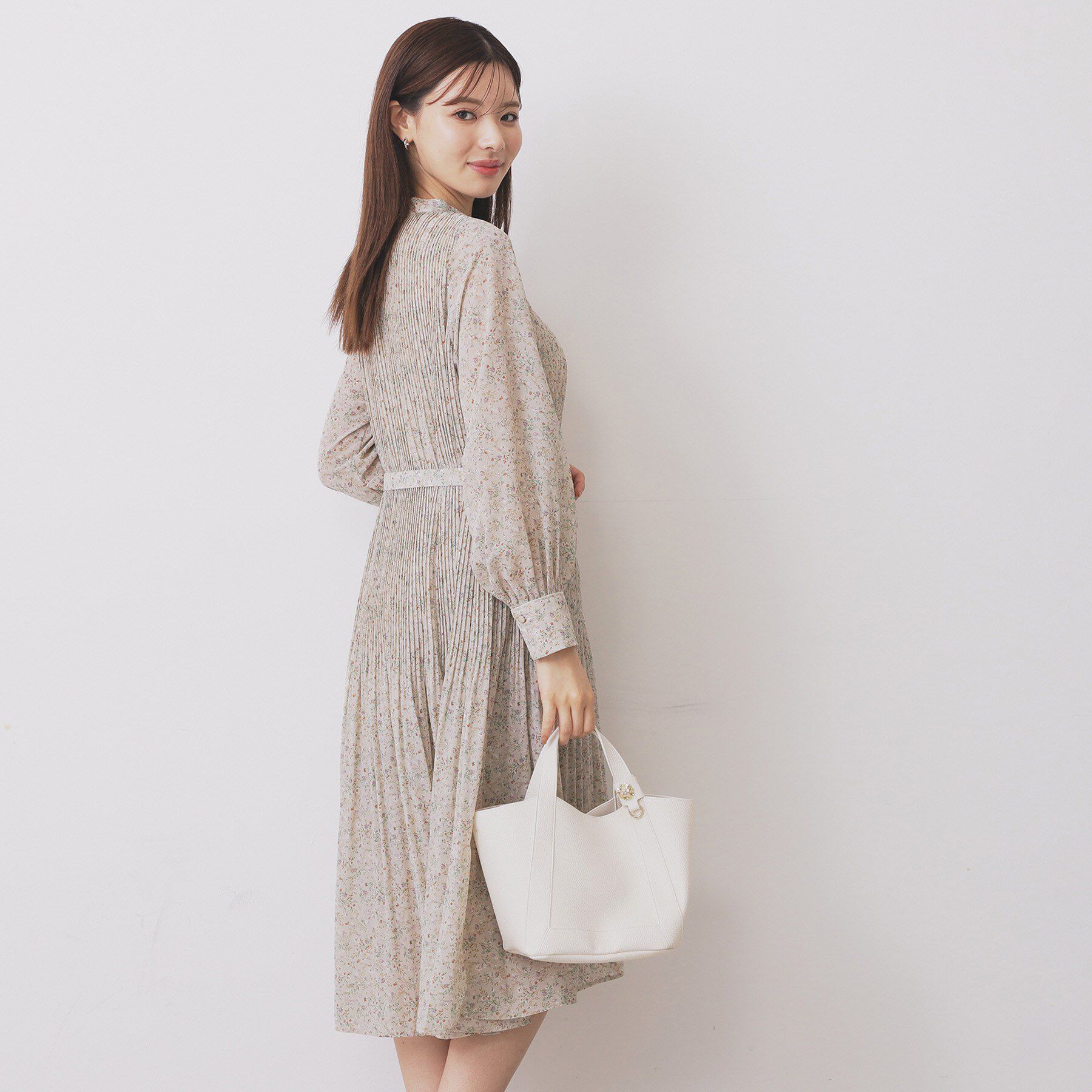 index「《5色展開/S-3Lサイズ》プリーツフレアワンピース【洗濯機OK/防シワ】」|ワンピース|