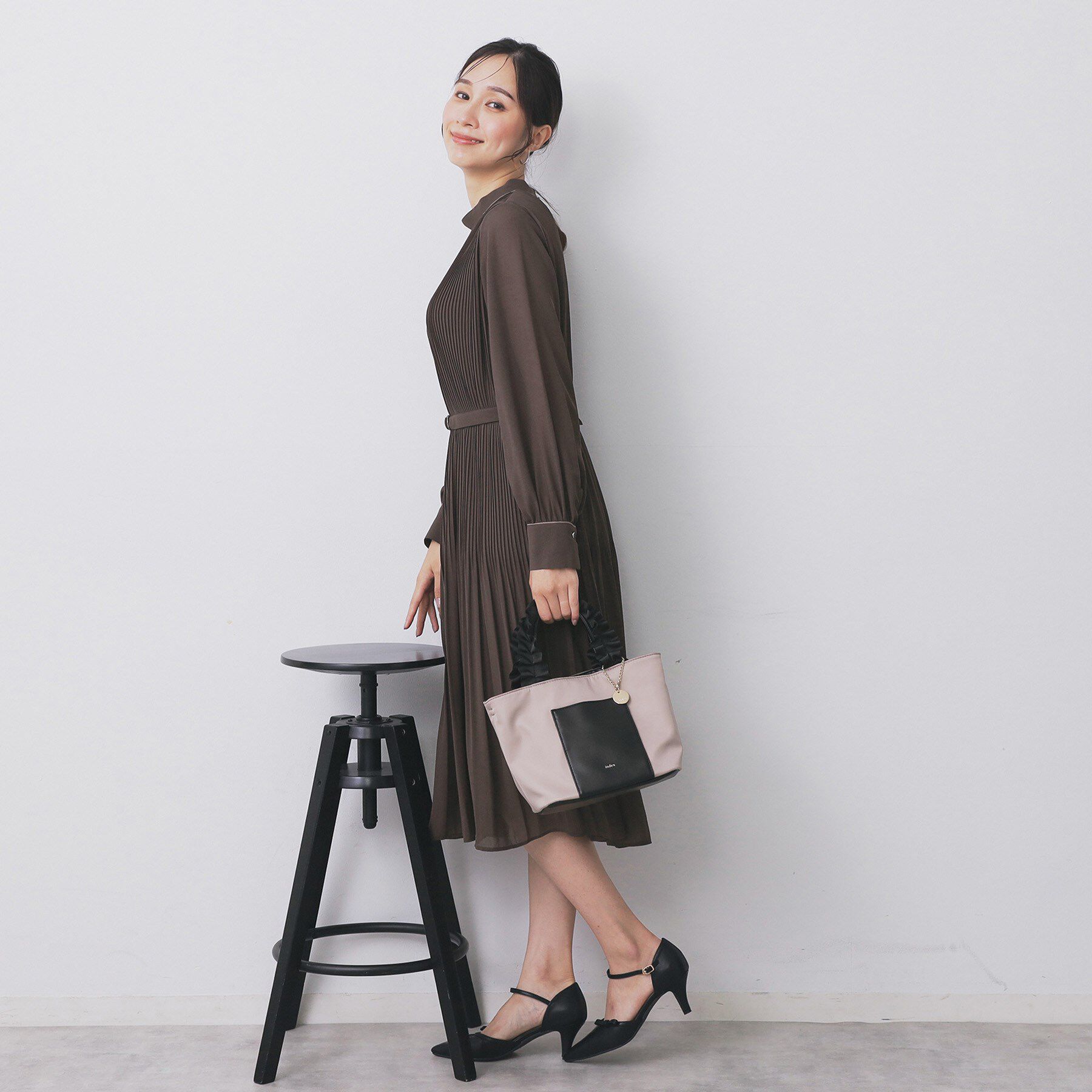 index「《5色展開/S-3Lサイズ》プリーツフレアワンピース【洗濯機OK/防シワ】」|ワンピース|