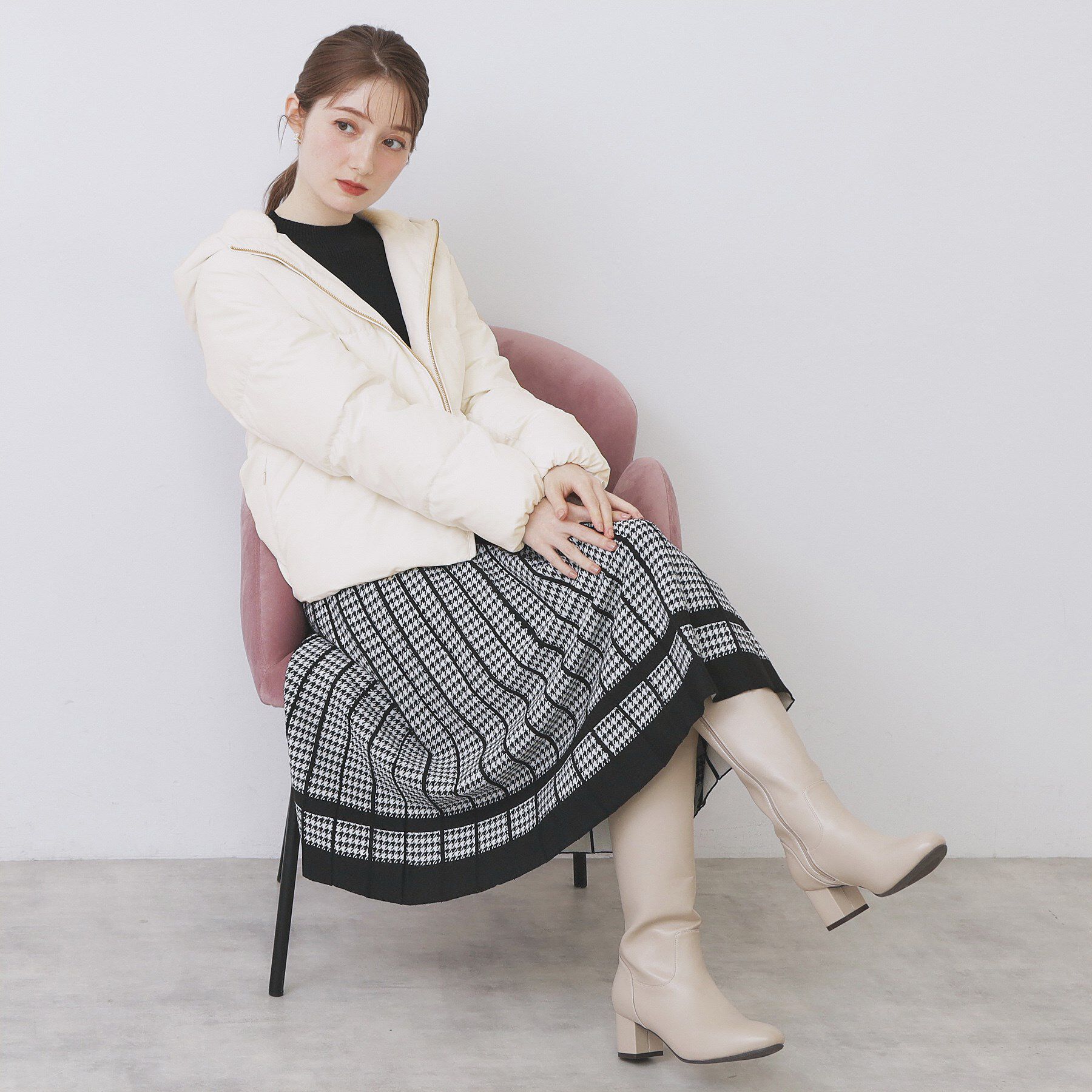 index「KAWADAダウンペプラムショートコート【撥水/洗濯機OK/静電気防止裏地】」|ダウン|