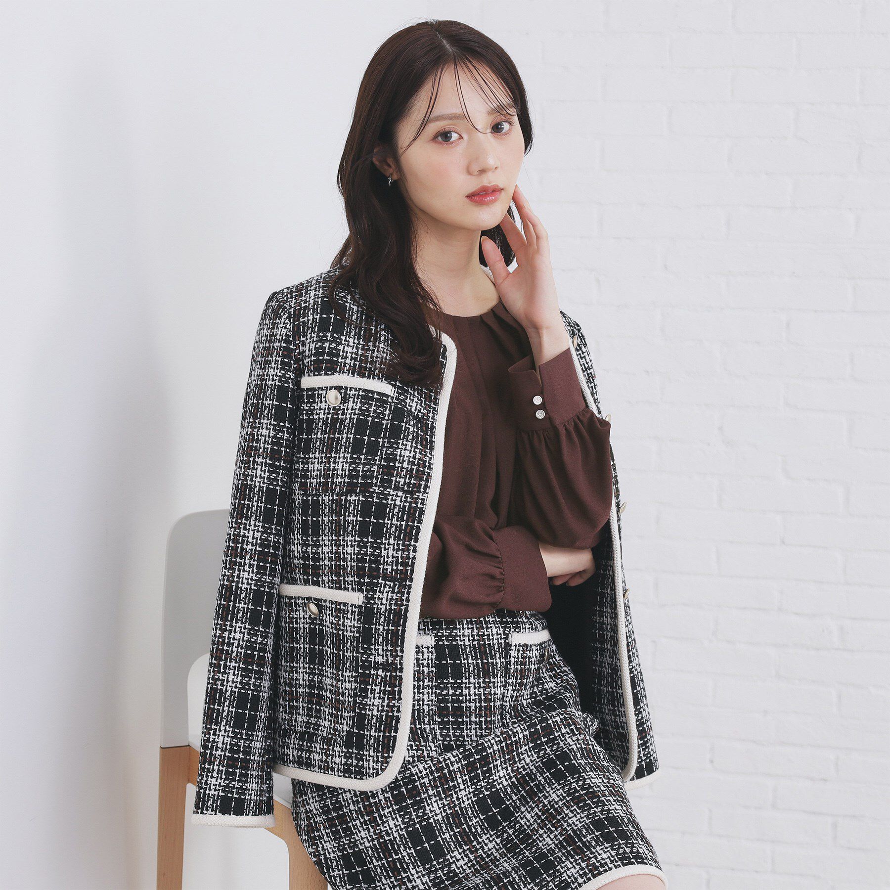 index「クルーネックタックブラウス【洗濯機OK/防シワ/イージーアイロン】」|シャツ・ブラウス|