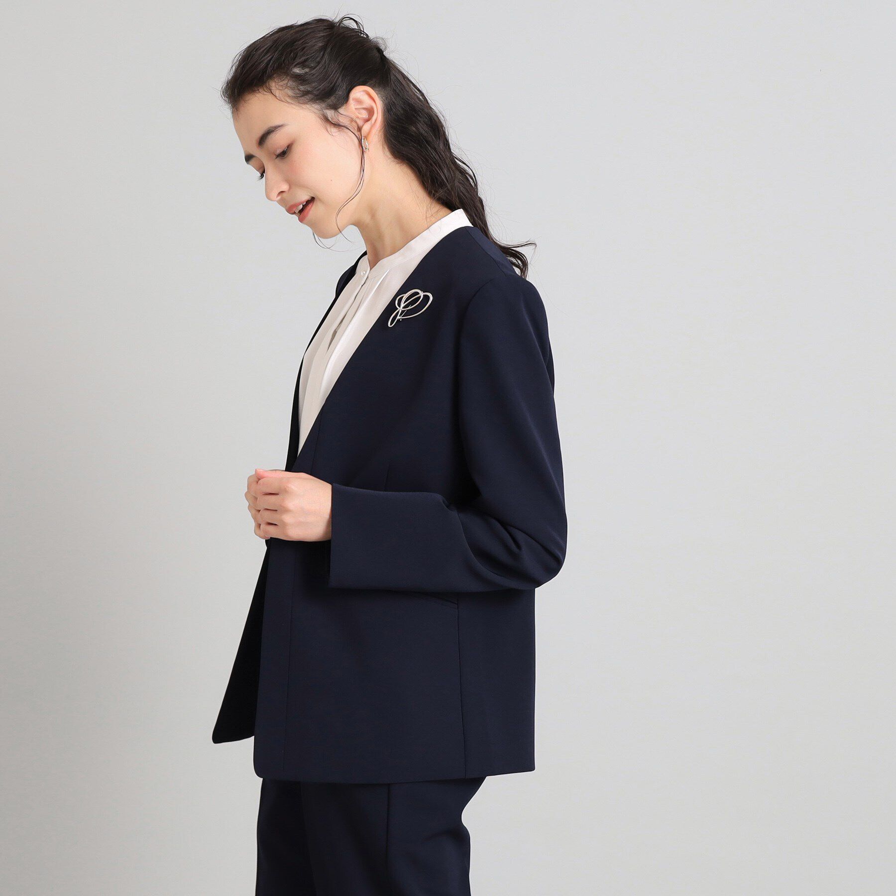 OPAQUE.CLIP「《通勤/セットアップ対応》 Vネックジャケット/ダブルクロス【洗濯機洗い可】」|ノーカラージャケット|